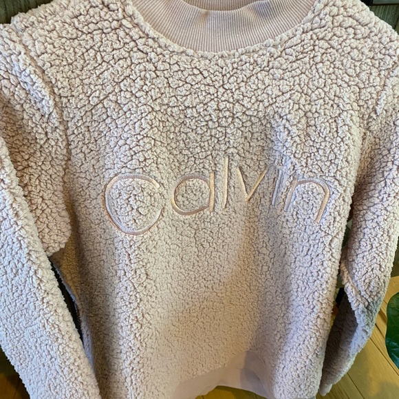 Sweater - Picture 2 of 5